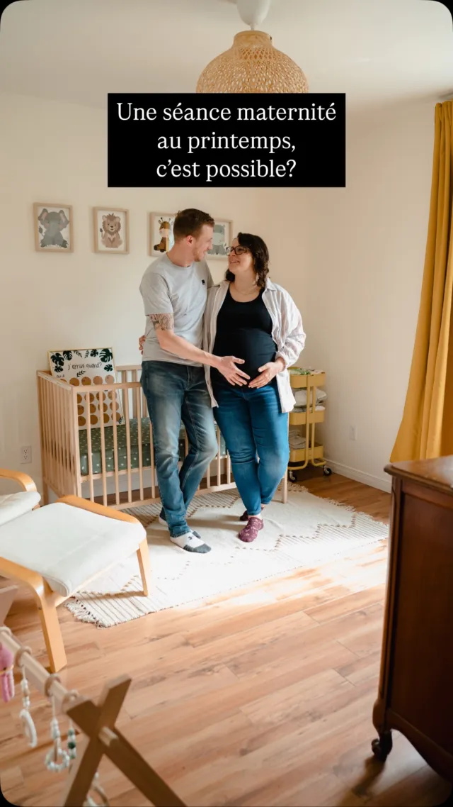 Ben oui ça se peut!  On prend un peu de temps chez toi, dans ton cocon familial, en bonus on a des photos de la belle chambre de bébé que vous avez rêvée et préparée avec soin.  On se dirige vers l’extérieur pour terminer ça sous le soleil, les petites vestes sont de mise et si on a froid, c’est simple, on se colle ;)  À noter que les chats participatifs sont un bonus et ne sont pas fournis par la photographe.
.
.
.
.
.
.
.
.
Photographe lifestyle Montréal
Photographe lifestyle Montérégie
Photographe famille lifestyle Photographe maternité Montréal Photographe maternité Montérégie Séance maternité printemps Montérégie